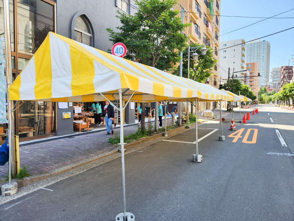 東京都台東区のワークショップでストライプテントをご利用いただきました1