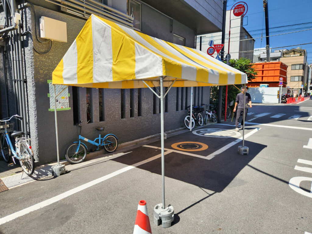 東京都台東区のワークショップでストライプテントをご利用いただきました4